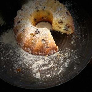 Ciambella ricotta e tre cioccolati